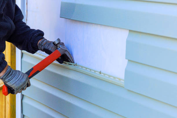 Reliable Siding Repair contractor in Brooklyn, IN by Creative Siding
